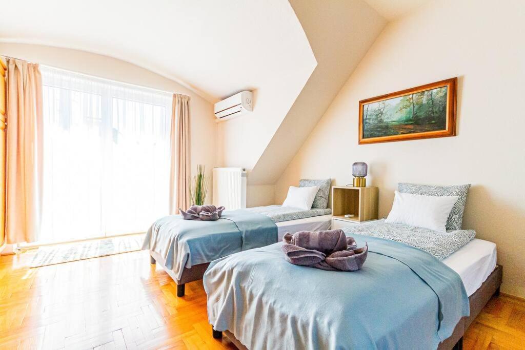 Roomy Apartment 80Sqm At City Center Free Parking Space, Ac & Balcony Βουδαπέστη Εξωτερικό φωτογραφία